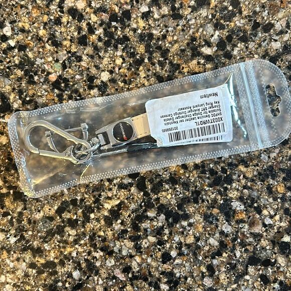 NEW Dodge Keychain - Picture 5 of 5